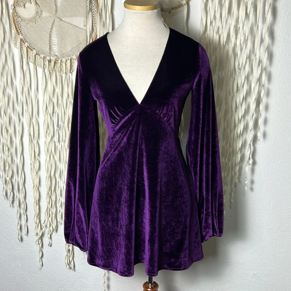 Tularosa Purple Velvet Long Sleeve Mini Dress size XS - Picture 2 of 11